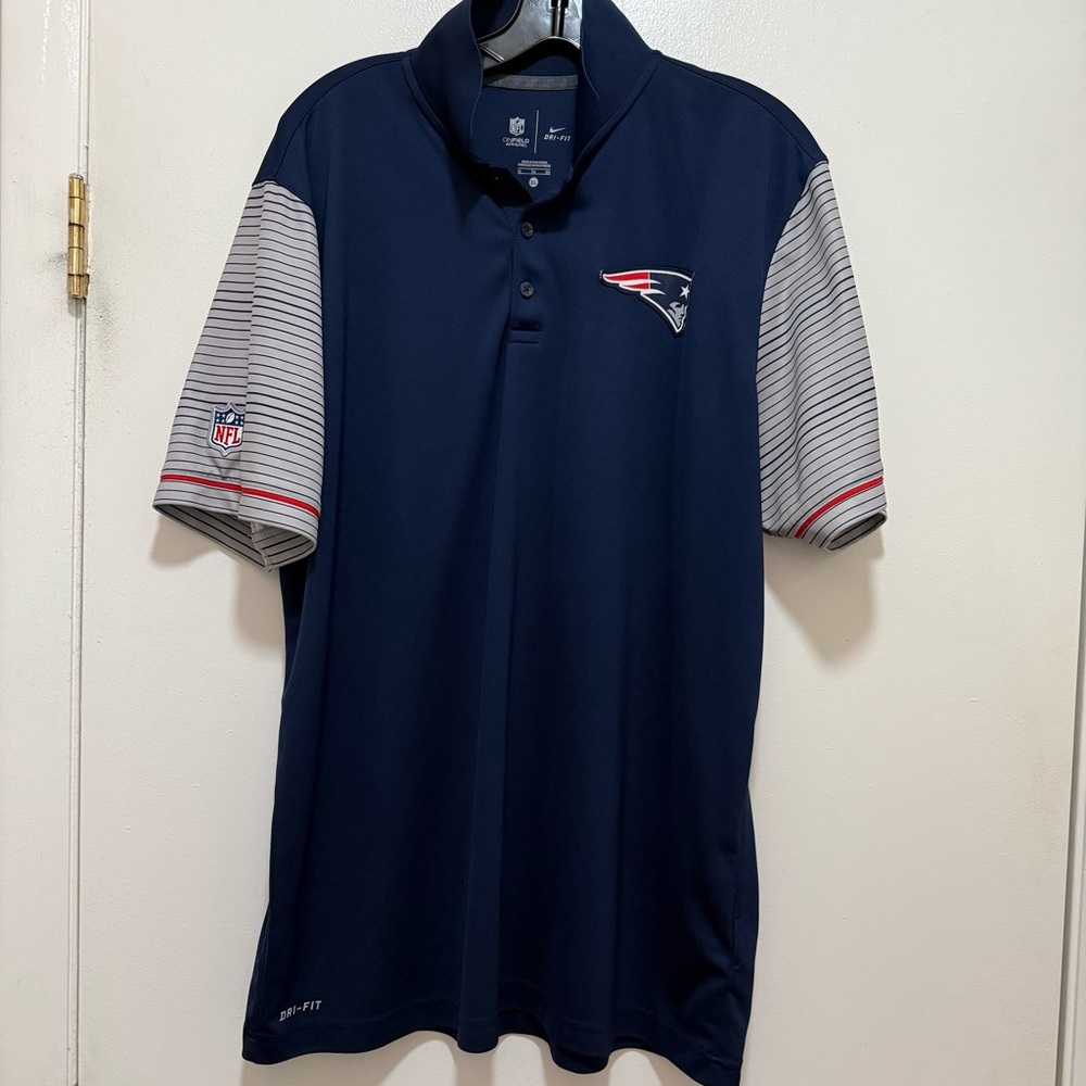 Nike New England Patriots men’s polo size XL